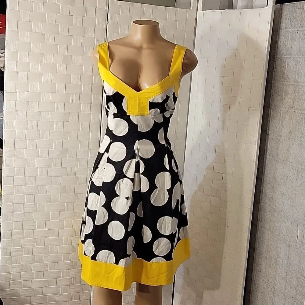 MAGGY LONDON ZIP CLOSURE BIG POLKA-DOT SLEEVELESS DRESS
